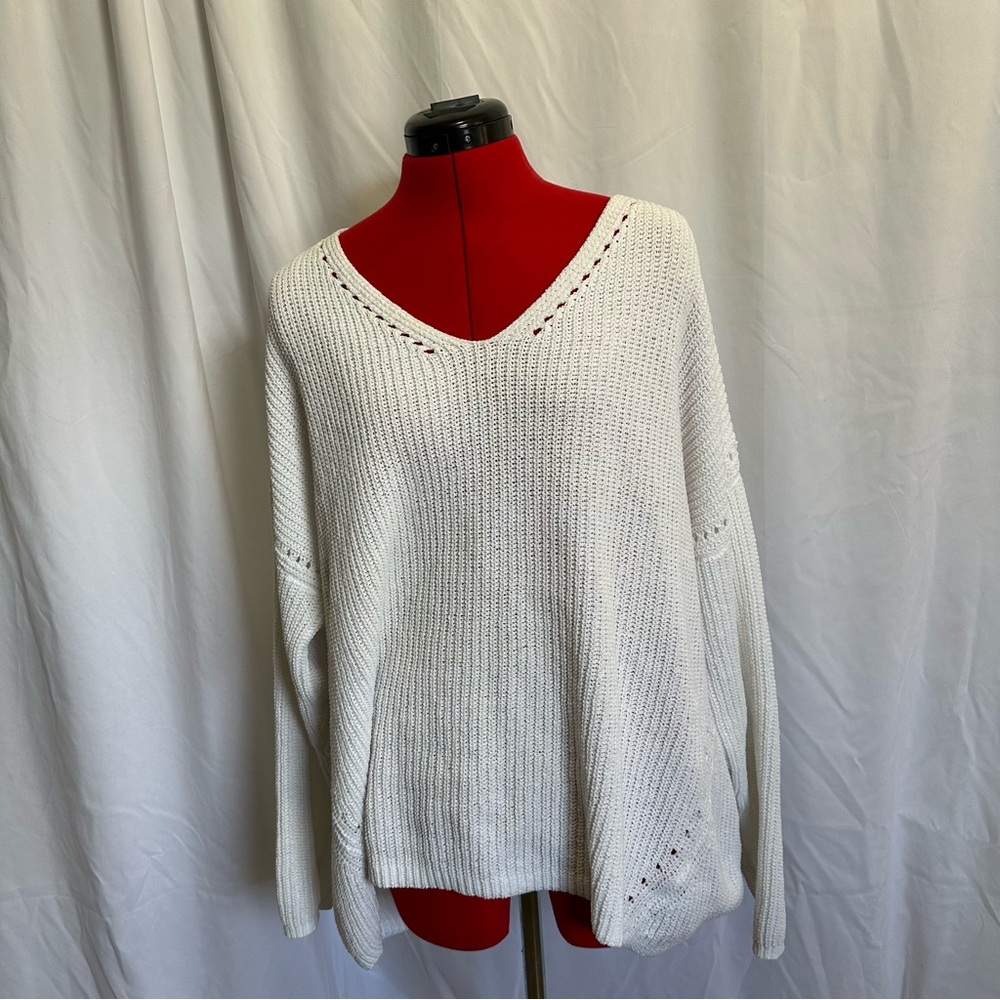 New Directions Cream V-Neck Sweater